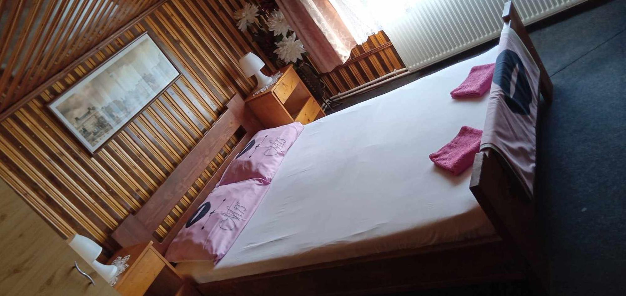 Hostel Intim 95 Ron Bîrlad Eksteriør bilde