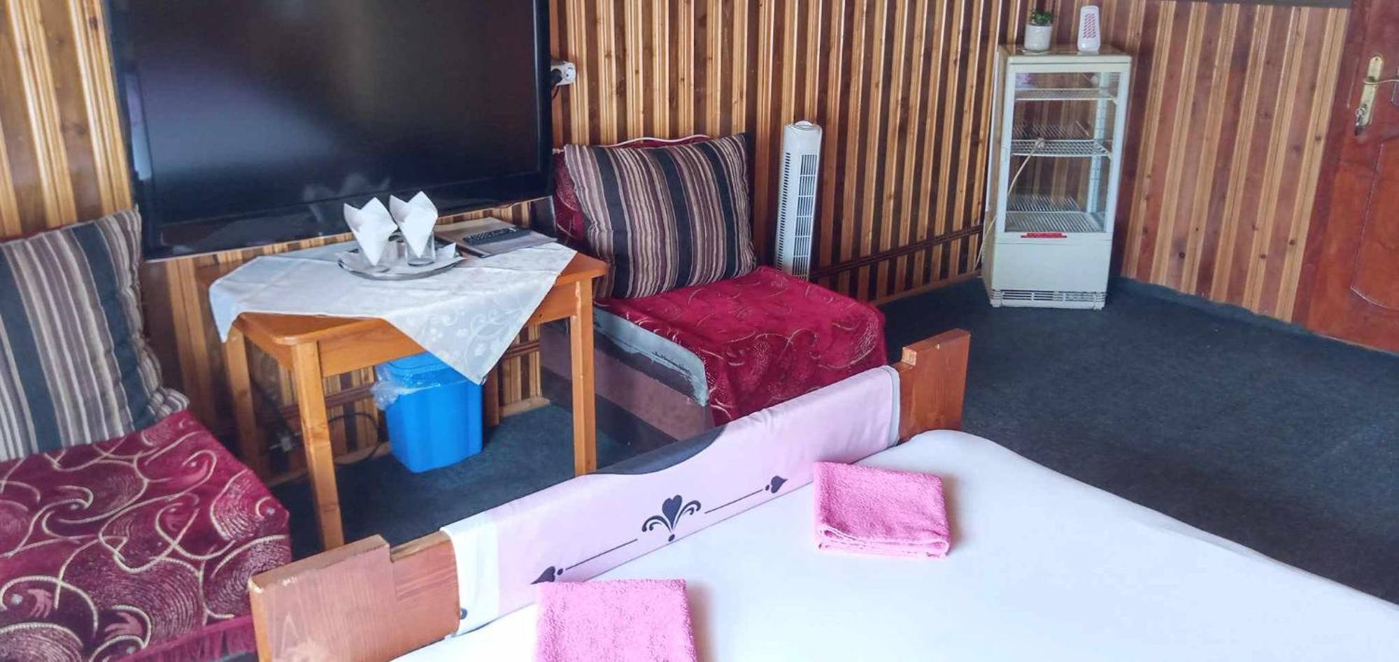 Hostel Intim 95 Ron Bîrlad Eksteriør bilde